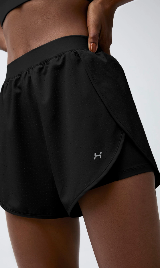 Shorts Esportivo Hering Runner Texturizado Feminina - Preto