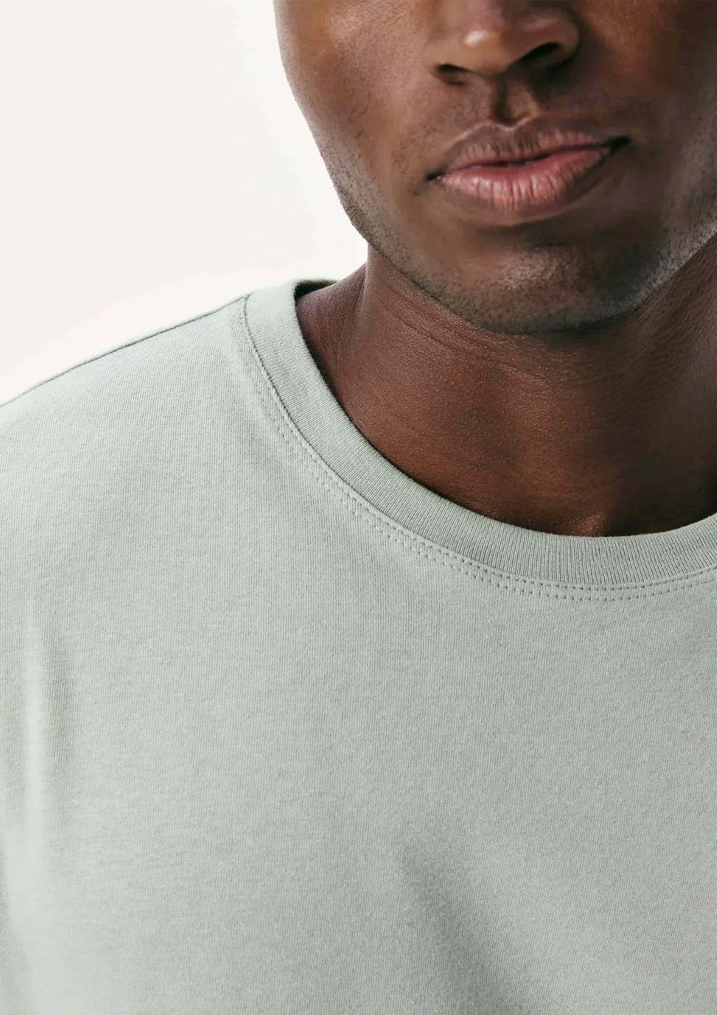 Camiseta Básica Manga Curta World Masculino Hering - Verde