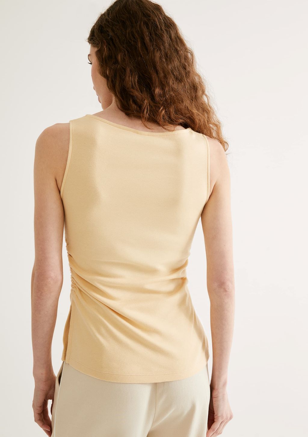 Regata Algodão com Elastano Feminino Hering - Amarelo Pastel