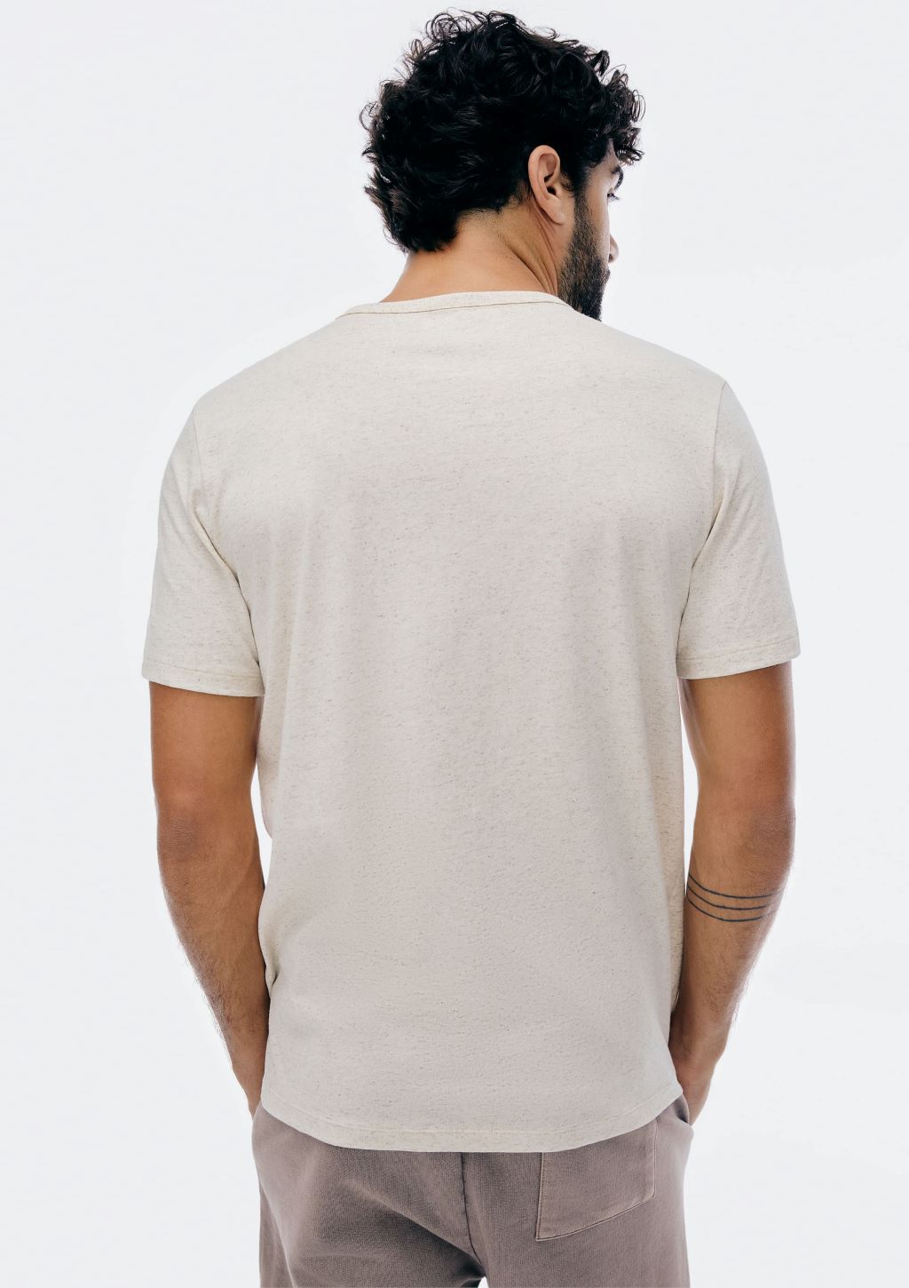 Camiseta Algodão e Linho Mesclada Estampa Montanha Masculino Hering - Off White