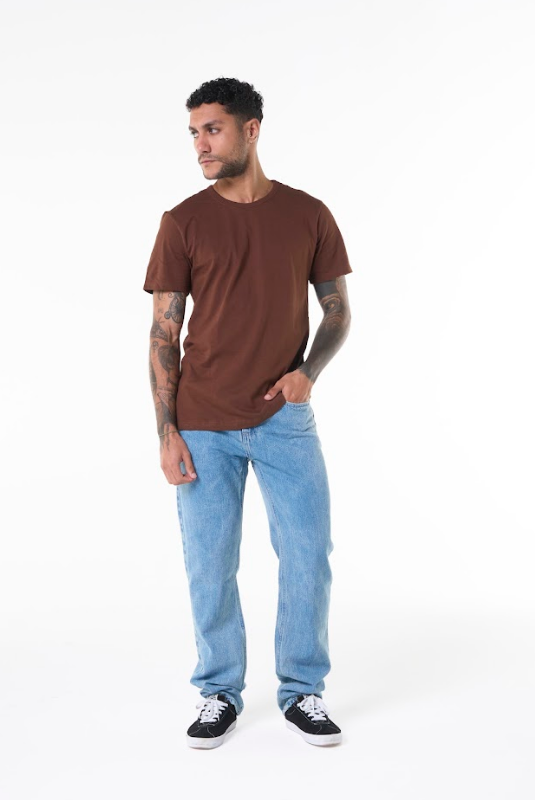 Camiseta Básica Hering Slim Masculina - Marrom