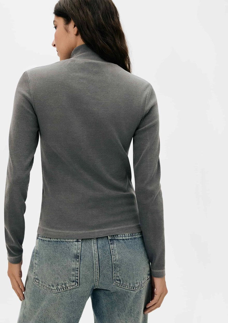 Blusa Manga Longa Hering Gola Alta Em Ribana Canelada Feminina - Preto