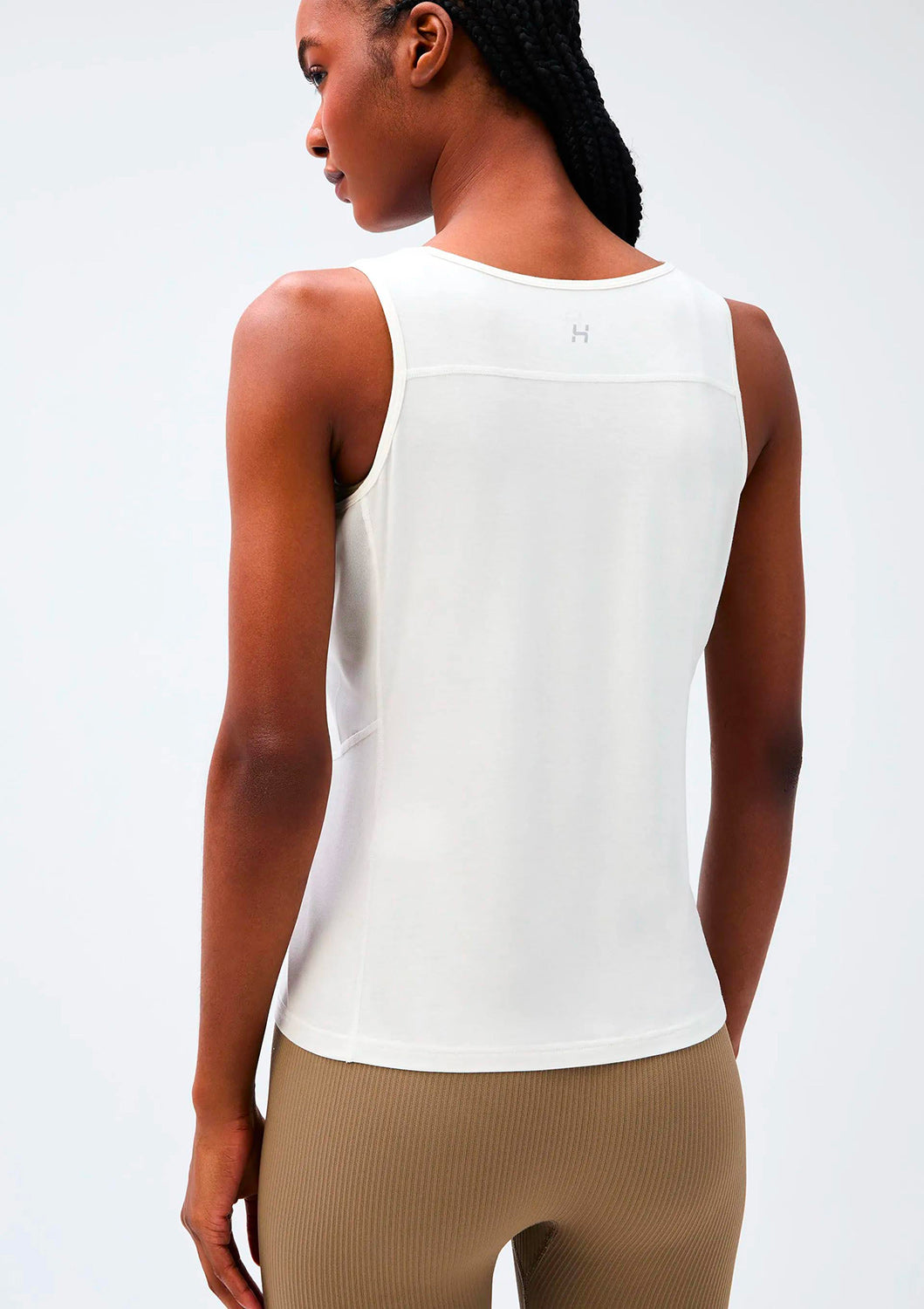 Camiseta Esportiva Hering Regata Acabamento Telado Feminina - Off White