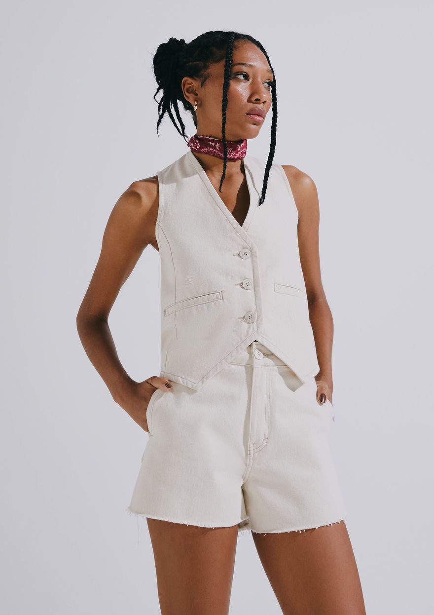 Shorts Hering Em Sarja Barra A Fio Feminino - Off White\