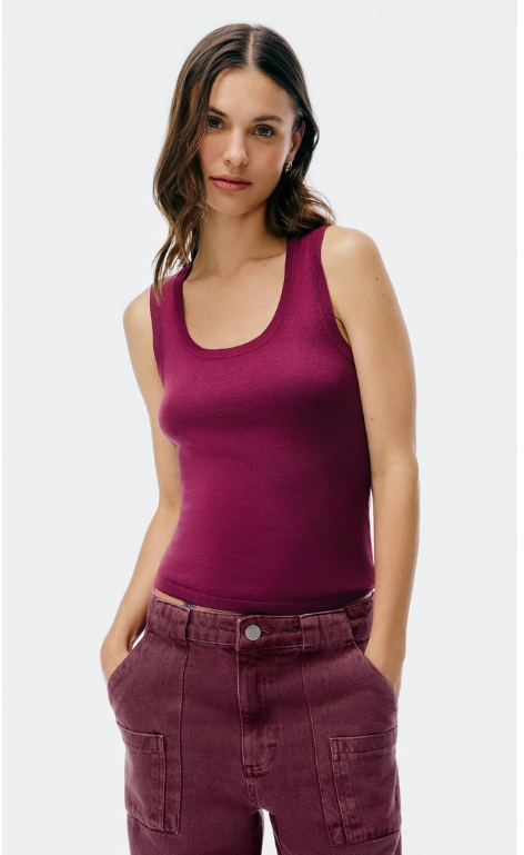 Regata Hering Feminina Slim Decote U Em Tricô De Viscose - Roxo