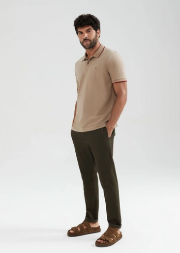 Calça Hering Taper em Sarja Peletizada Masculina - Verde