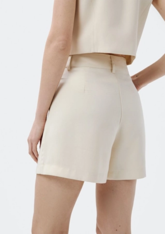 Shorts Hering Em Alfaiataria Peach Touch - Creme