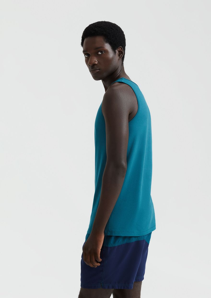 Regata Básica Hering Slim Masculina - Verde