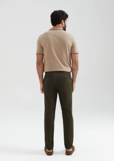 Calça Hering Taper em Sarja Peletizada Masculina - Verde