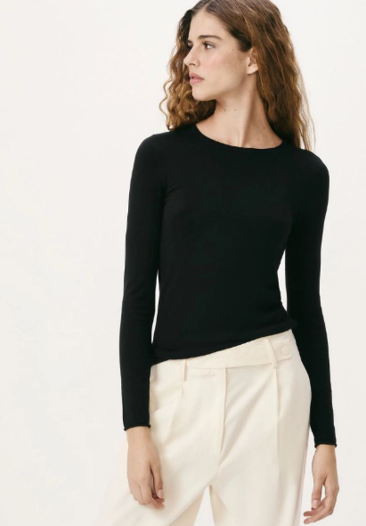 Blusa Feminina Hering Manga Longa Slim Em Tricô Leve - Preto