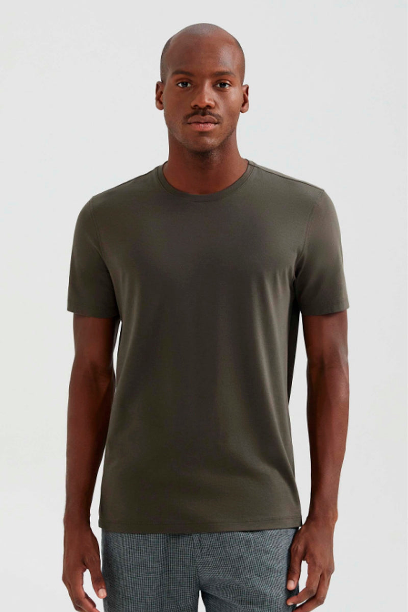 Camiseta Básica Hering Pima Masculina - Verde Militar