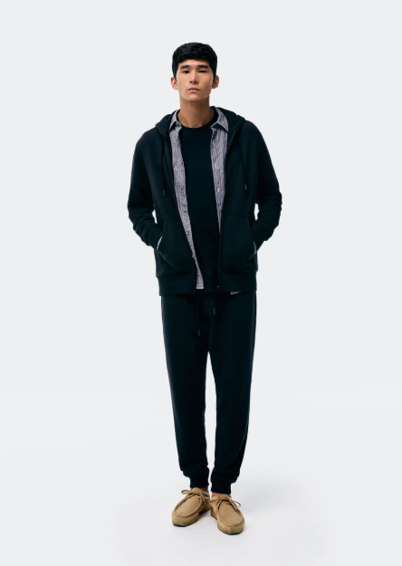 Jaqueta Hering Básica Regular em Moletom Peluciado Masculino - Preto