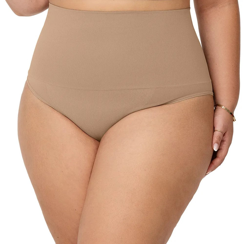 Calcinha Tanga Modeladora Alta Plus Size Zee Rucci - Bege