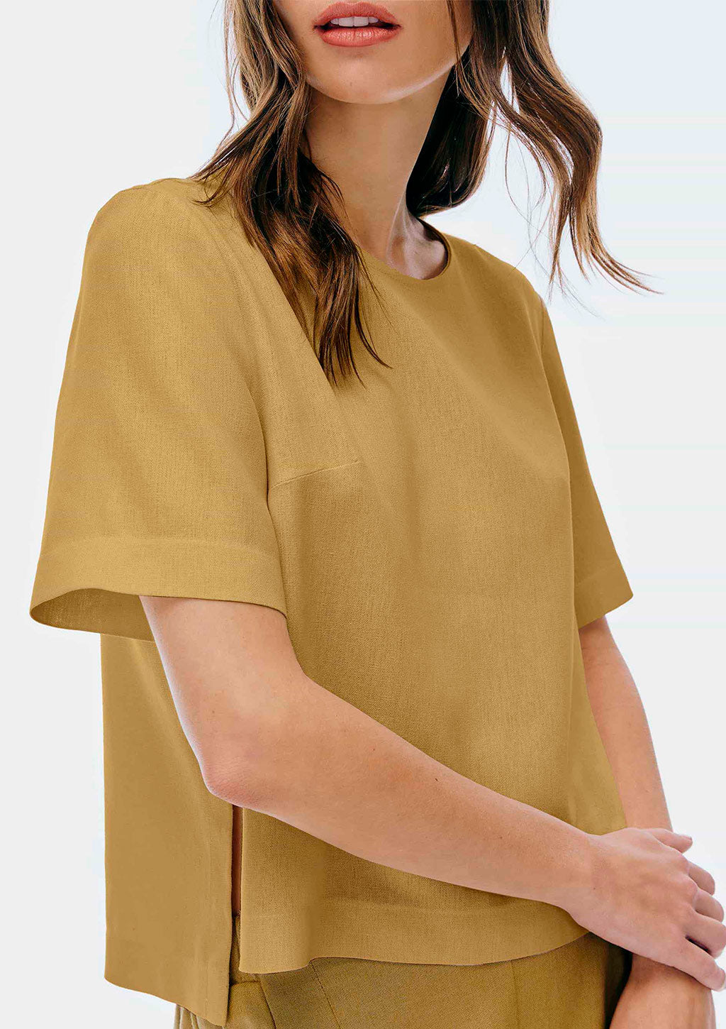 Blusa Manga Curta Hering Com Linho Feminina - Caqui
