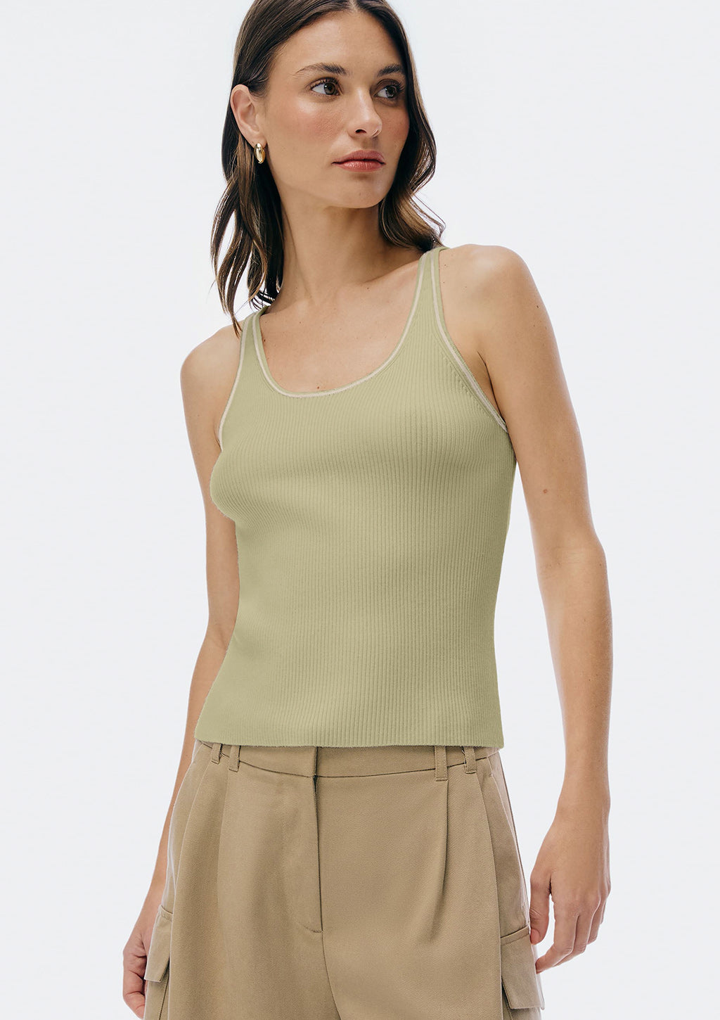 Regata Slim Em Tricô Leve Hering Feminino - Verde
