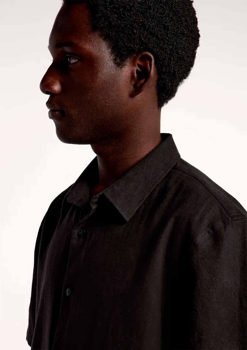 Camisa Manga Curta Slim Hering Com Linho Masculina - Preto