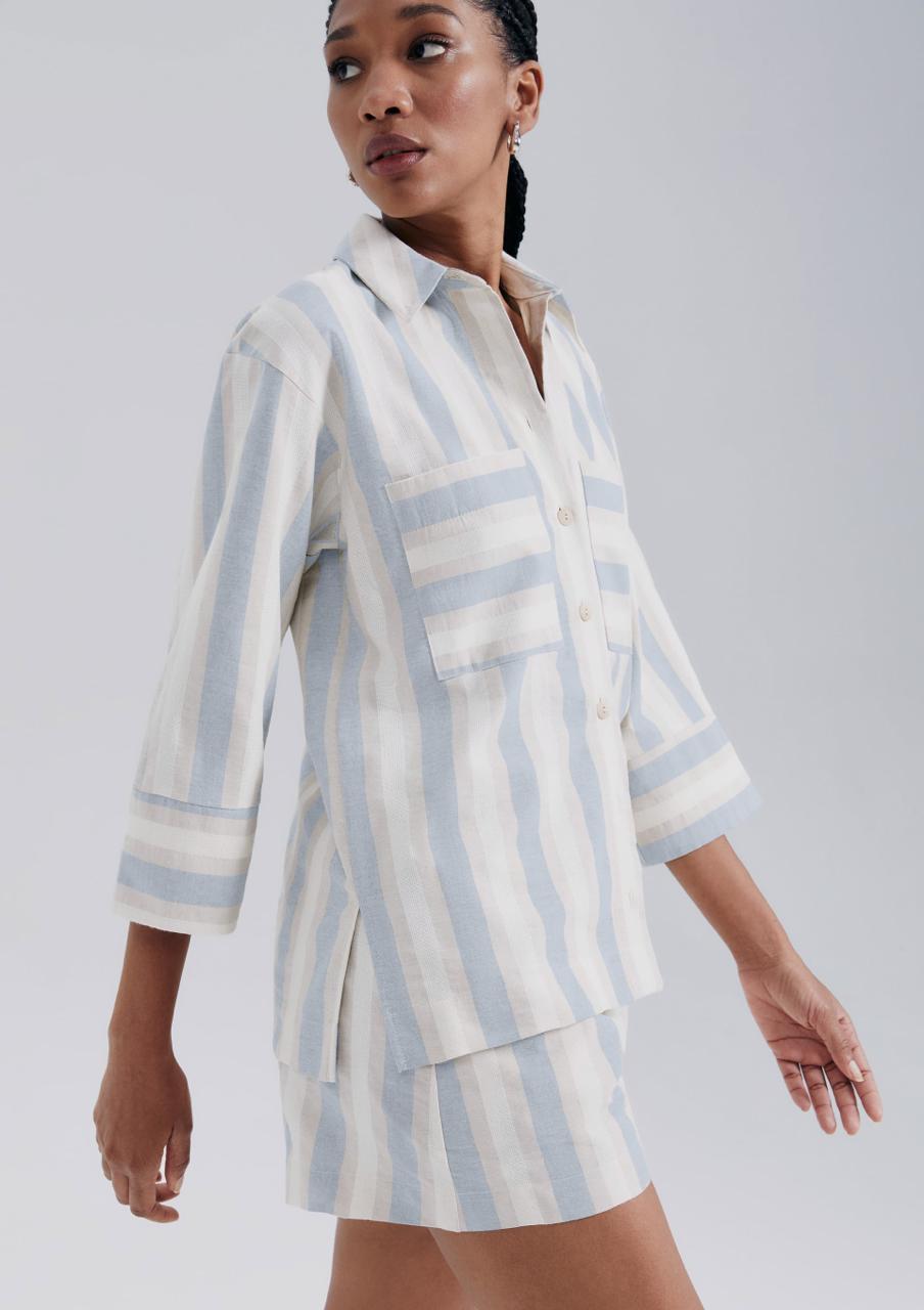 Camisa Feminina Manga Longa Listrada Hering - Azul e Creme