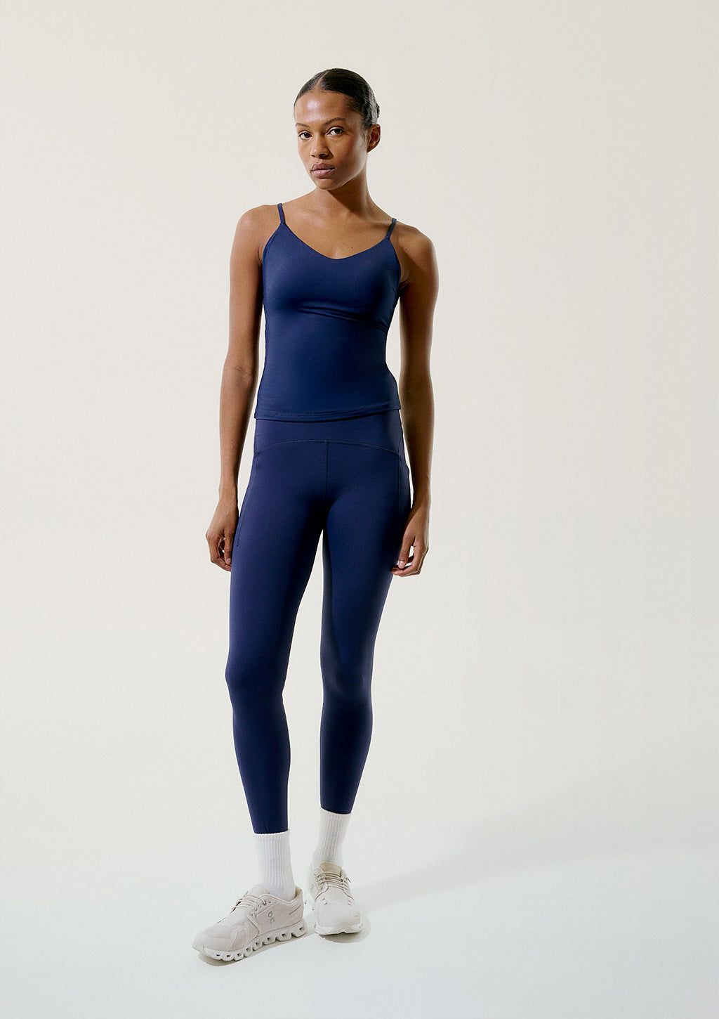 Calça Legging Esportiva Com Costuras Contrastantes Hering Feminina - Azul