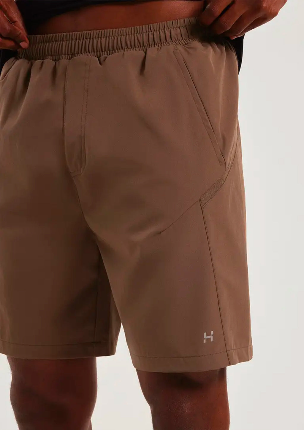 Bermuda Esportiva Hering Com Recorte Masculina - Marrom