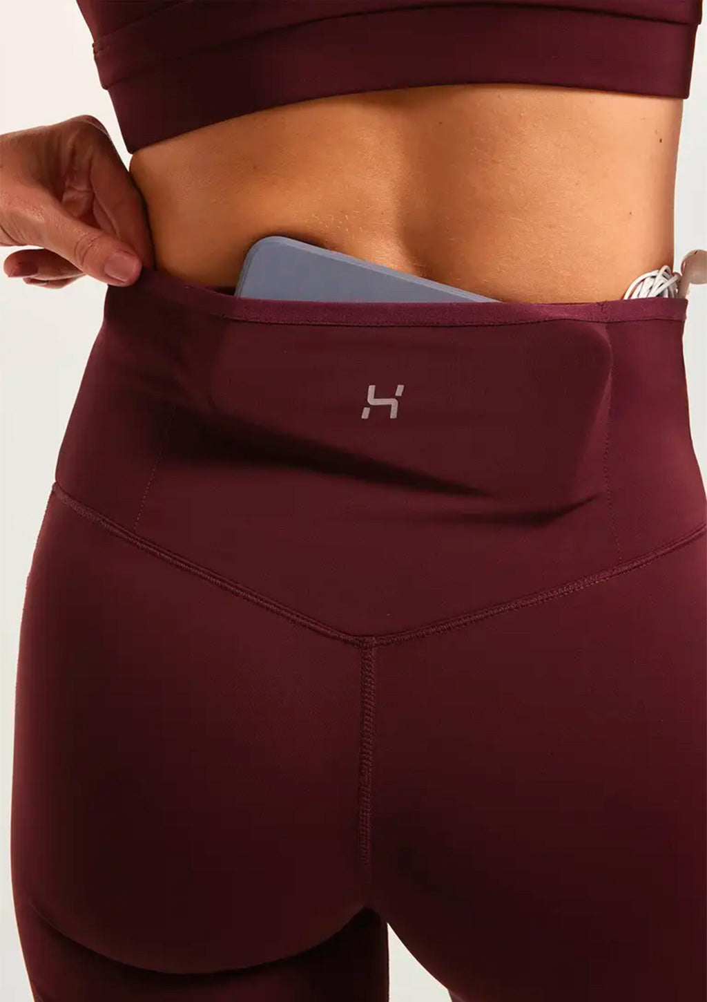 Bermuda Ciclista Corte A Laser Hering Com 6 Bolsos Feminina - Vinho