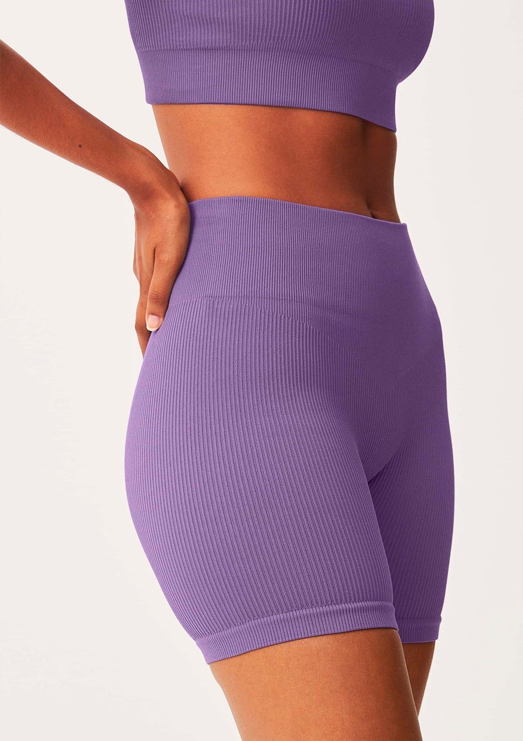 Bermuda Esportiva Biker Sem Costura Hering Feminino - Roxo