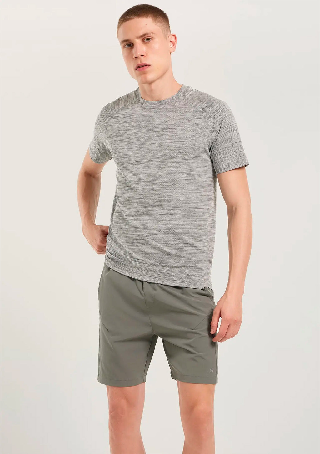Camiseta Manga Curta Esportiva Hering Moove Secagem Rápida Masculino - Verde
