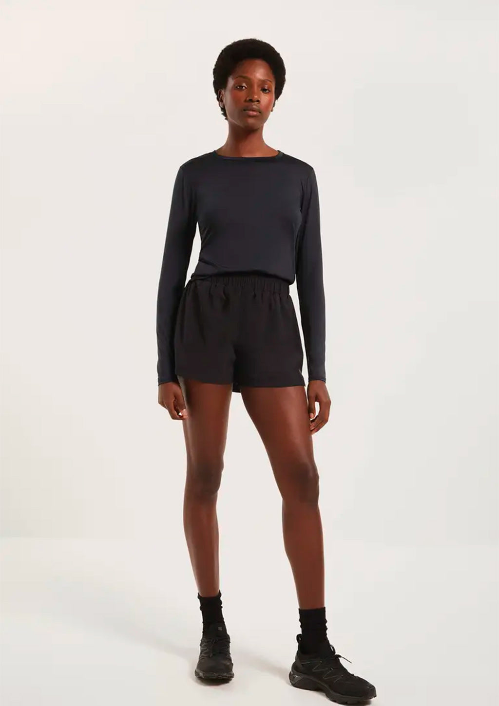 Camiseta Manga Longa Esportiva Hering Com Proteção Uv Feminina - Preto